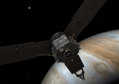 «Юнона» завершила переход на орбиту около Юпитера