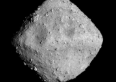 Японский зонд «Хаябуса-2» совершит посадку на поверхность астероида 22 февраля
