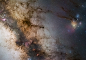 Доказано искривление диска Млечного Пути соседней галактикой