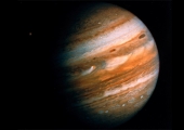 Разгадана тайна «полярных сияний» Юпитера